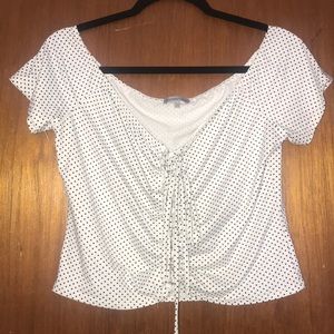 Polka dot-lace up crop top